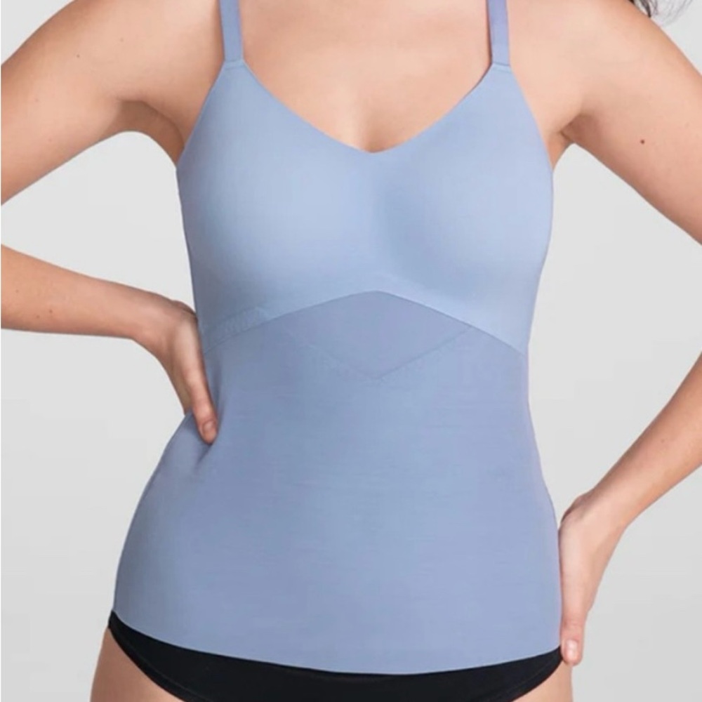 Honeylove liftwear camisole size 1X. Light Gray color